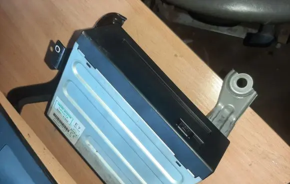 Toyota Prius (XW20) Navigation unit CD/DVD player 8684147050