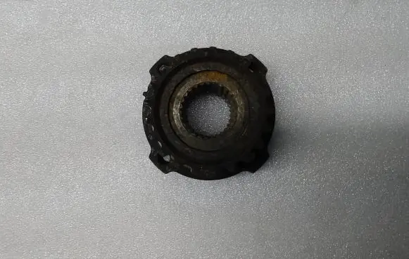 Volvo S60 Crankshaft pulley 8692286