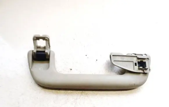 Toyota Avensis T270 Rear interior roof grab handle l1020373