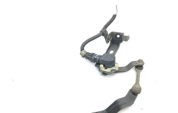 Toyota C-HR I Headlight/headlamp level sensor 8D0521 A0627241