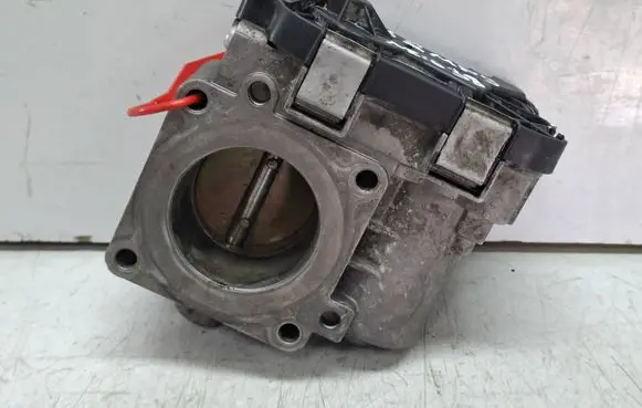 Fiat Grande Punto Throttle body valve S27610638 44SMF9