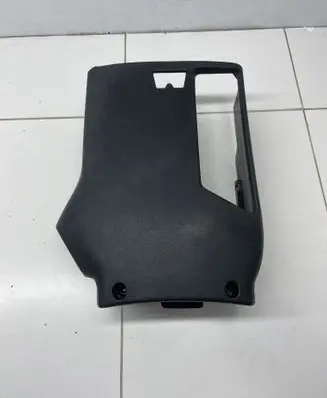 Peugeot 308 Steering wheel column trim 9677807477