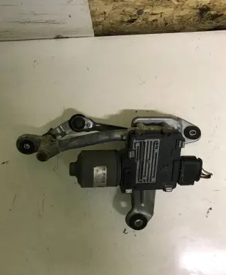 Volkswagen Phaeton Front wiper linkage and motor 3D1955023E