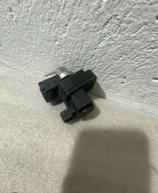 Renault Scenic II - Grand scenic II Turbo solenoid valve 8200270451 77190356