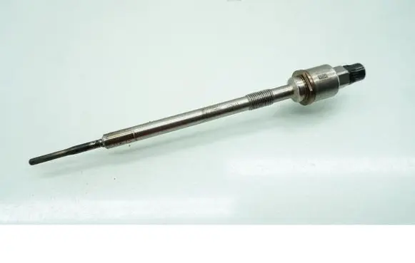 Opel Zafira C Glow plug 55590467