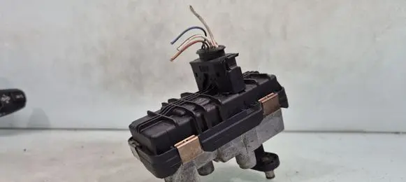 Mini One - Cooper Clubman R55 Turbine electric control actuator 59001107138 6NW010430 6NW01043000