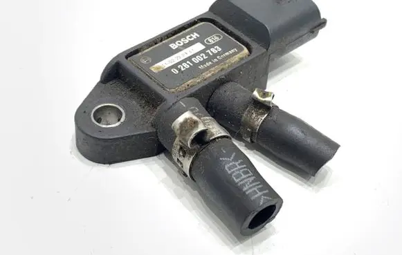 Opel Zafira B Fuel pressure regulator 0281002783