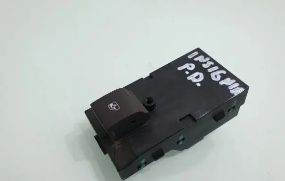 Opel Insignia A Electric window control switch 13301885