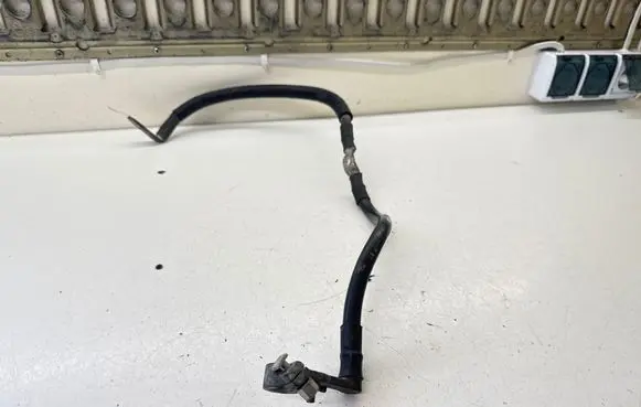 Volkswagen Multivan T5 Negative earth cable (battery) 