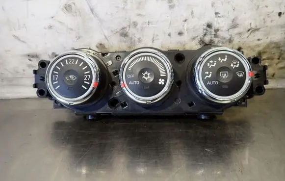 Mitsubishi Lancer X Interior fan control switch 7820A115XC