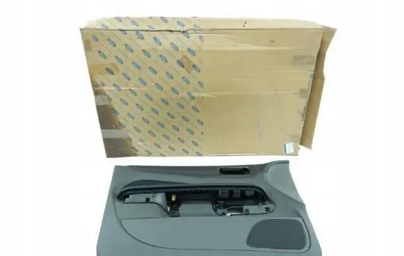 Ford Focus Front door card panel trim 1480362