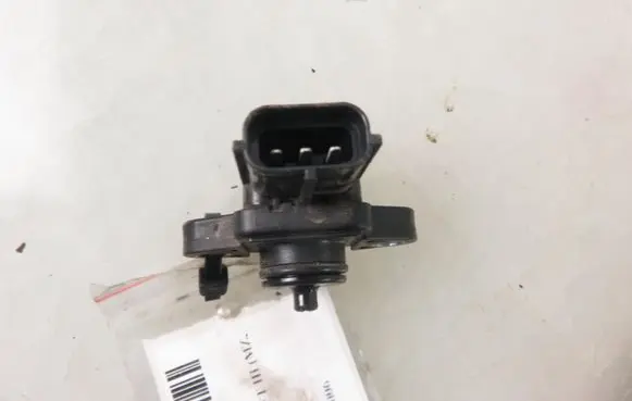 Suzuki Swift I Turbo air boost pressure sensor E1T28571A