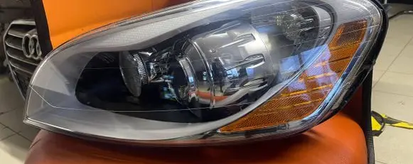 Volvo XC60 Headlight/headlamp 30763135