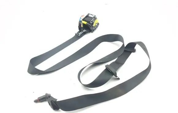 Hyundai Kona I Front seatbelt 88820