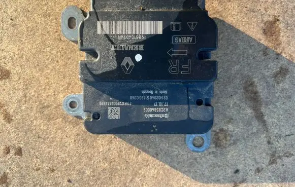 Renault Zoe Airbag control unit/module 985104074R