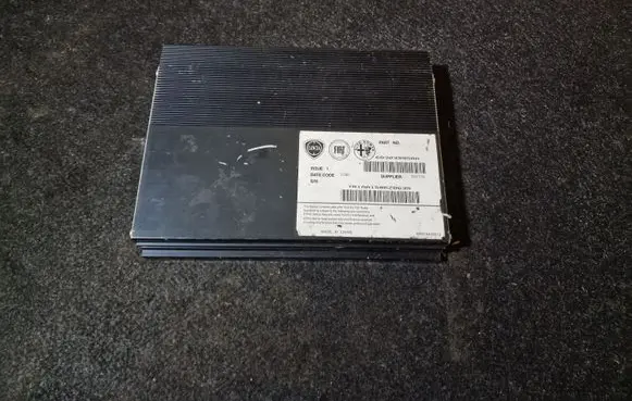 Alfa Romeo GT Sound amplifier 26777Q 69303995AA
