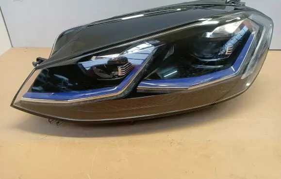 Volkswagen Golf VII Headlight/headlamp 5G1941035B
