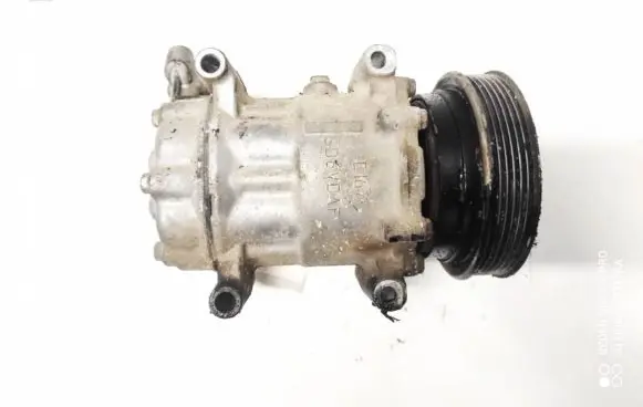 Nissan NV200 Air conditioning (A/C) compressor (pump) 92600A274A