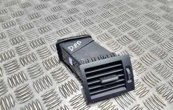 Mercedes-Benz B W245 Dashboard side air vent grill/cover trim 1698300254 1005378