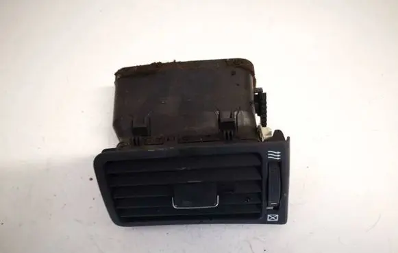 Toyota Corolla E120 E130 Dash center air vent grill