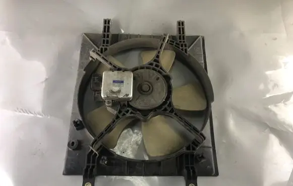 Mitsubishi Pajero Pinin Electric radiator cooling fan 4993003120
