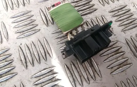 Peugeot Boxer Heater blower fan relay 
