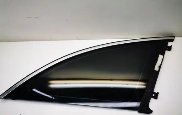 Mercedes-Benz R W251 Rear side window A2516702450 43R000263