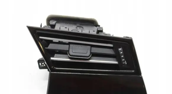 Volkswagen Arteon Dash center air vent grill 3G2819702E