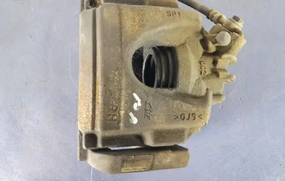 Peugeot 508 RXH Front brake caliper