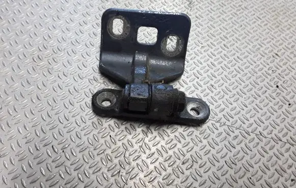 Mercedes-Benz E W211 Rear door lower hinge