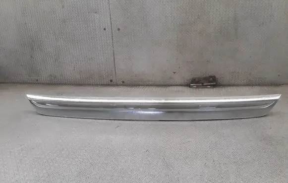 Honda FR-V Trunk door license plate light bar 74890SJD003120