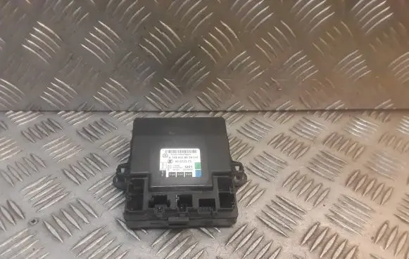 Mercedes-Benz B W245 Door control unit/module 1698208626 A1698208626