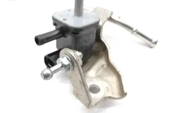 Toyota C-HR I Turbo solenoid valve 9091012276
