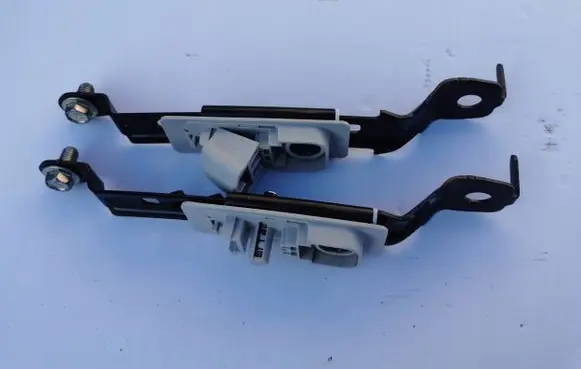 Porsche Cayenne (9PA) Seat belt trim 