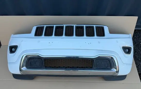 Jeep Grand Cherokee Front bumper 1WL27TRMAC