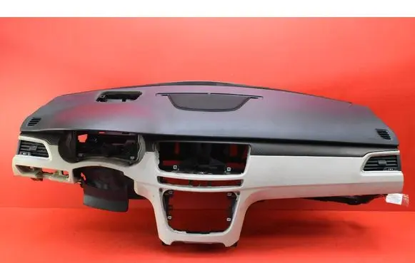 Peugeot 508 RXH Dashboard 