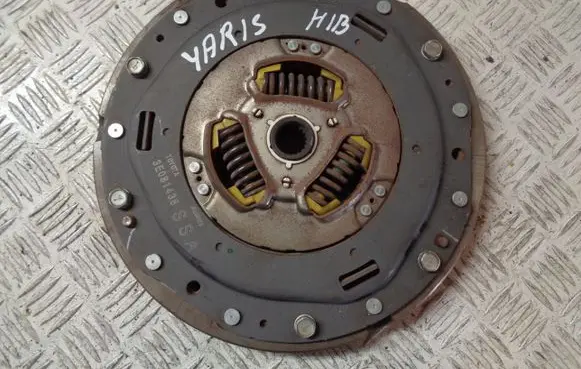 Toyota Yaris Clutch set kit 3E081438SSA