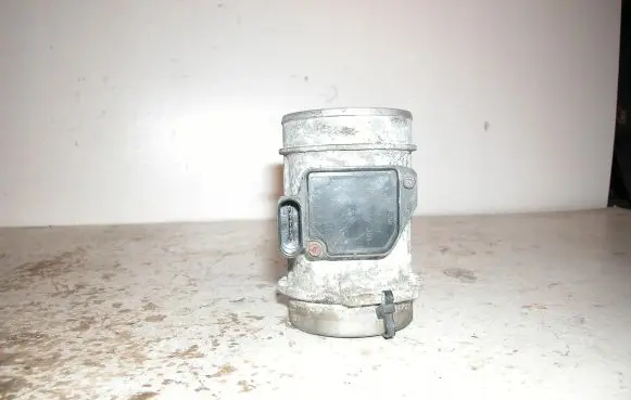 Audi A6 S6 C5 4B Mass air flow meter 059906461G