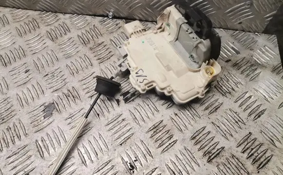 Audi A6 S6 C6 4F Front door lock