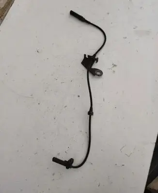BMW X6 E71 ABS rear brake sensor 6771776 299430