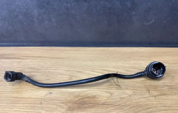 Skoda Octavia Mk2 (1Z) Fuel line/pipe/hose 1K0201160