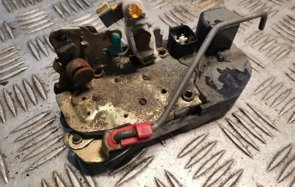 Chrysler 300 - 300C Rear door lock