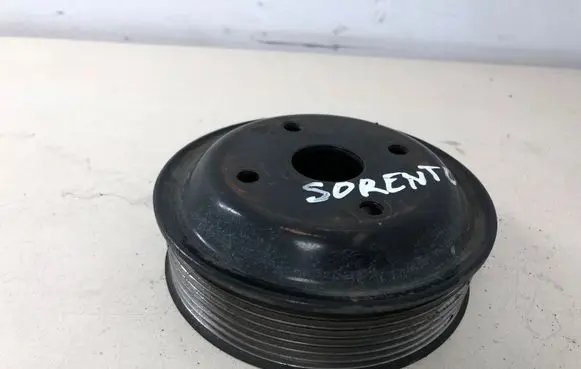 KIA Sorento Water pump pulley 