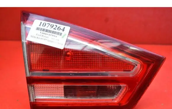 Ford B-MAX Rear/tail lights AV1113A603AF