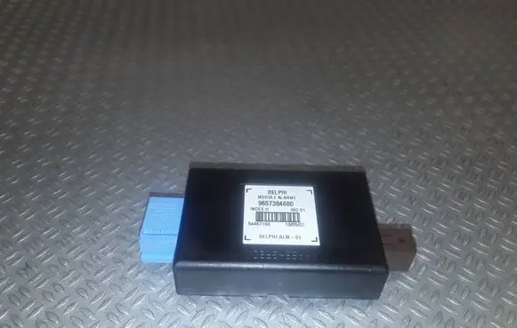 Peugeot 308 Alarm control unit/module 9657384680