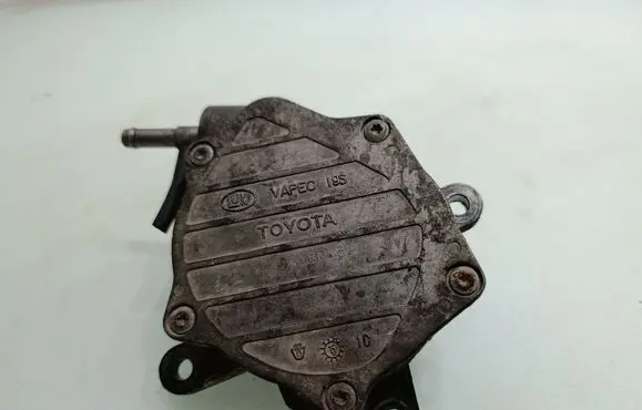 Vacuum pump