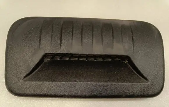 Chrysler Pacifica Rear air vent grill 5SR68DX9AF 0329732