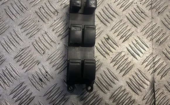 Nissan X-Trail T30 Other switches/knobs/shifts