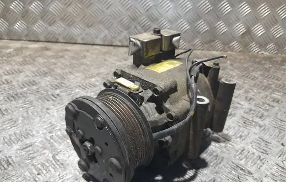 Ford Focus Air conditioning (A/C) compressor (pump) YS4H19D629AB