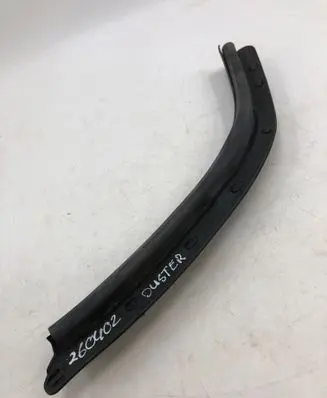Dacia Duster III Other rear door trim element 828280187R